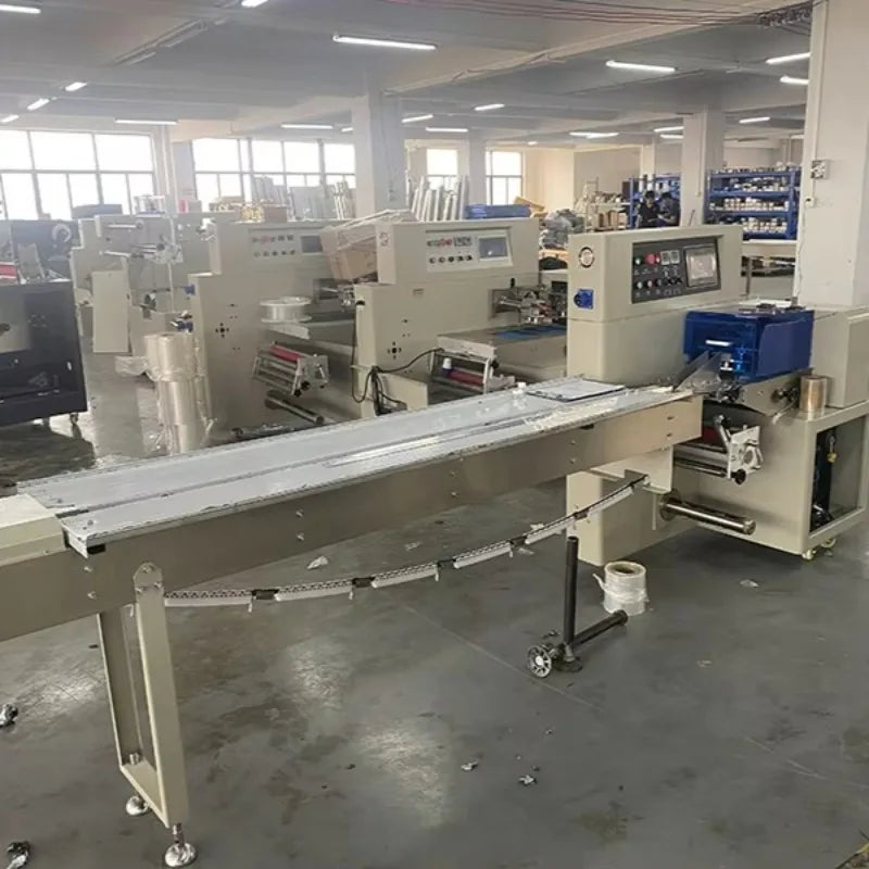 Flexible Pillow Packaging Machine for Fast Sealing of Snacks, Sweets, and Daily Use Products Customized
